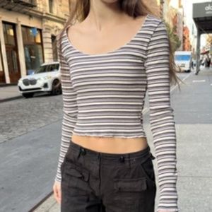 NWOT! Brandy Melville Cropped Ribbed Long Sleeve